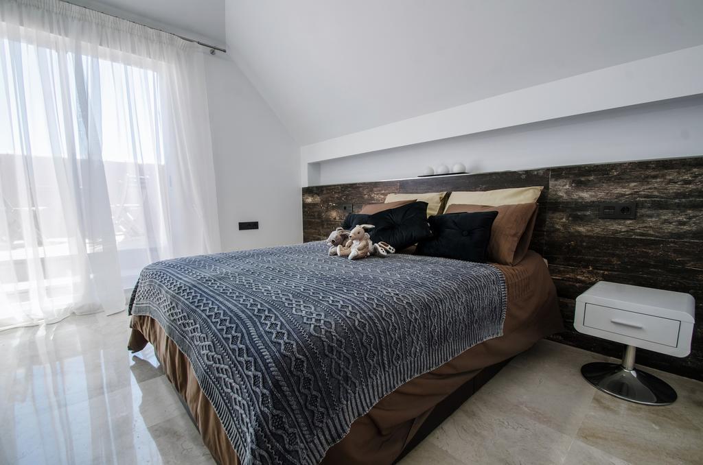 Ferienwohnung Gorgeous 170 Sq.M. Penthouse With Sea View Terraces Benalmádena Exterior foto