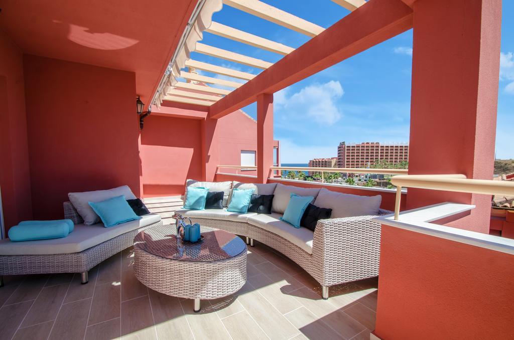 Ferienwohnung Gorgeous 170 Sq.M. Penthouse With Sea View Terraces Benalmádena Exterior foto